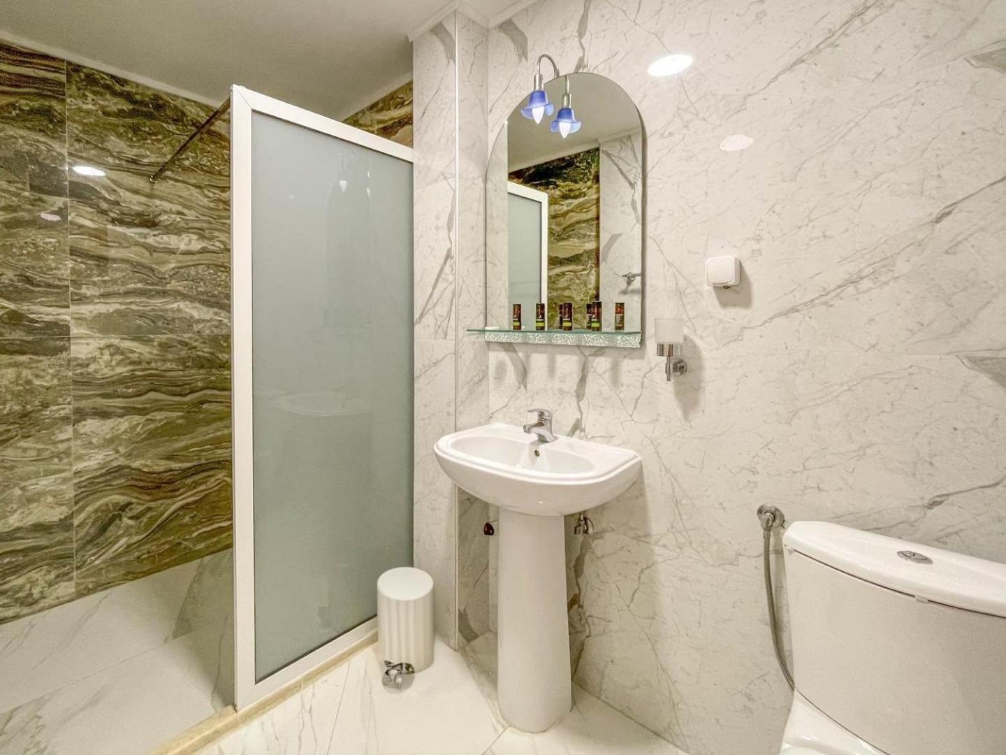 Imperial Hotel Улцинь Экстерьер фото