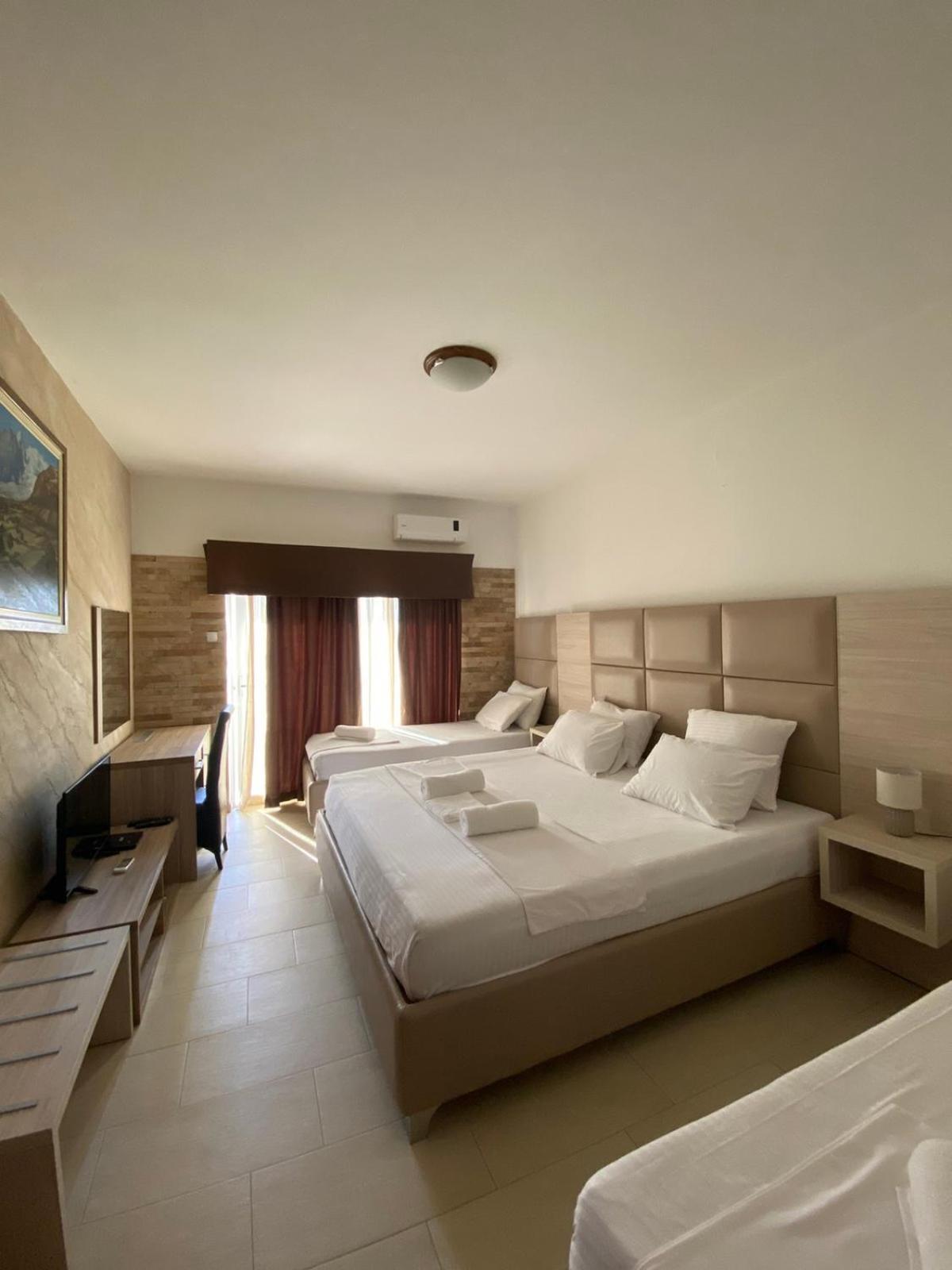Imperial Hotel Улцинь Экстерьер фото
